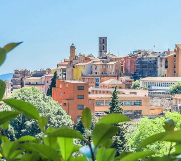 Vue sur la Vieille Ville de Grasse